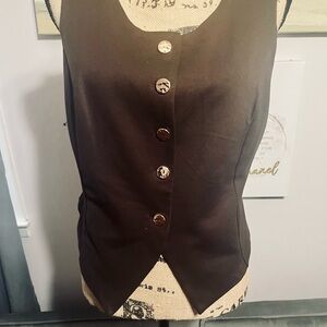 Women's Brown Button-Front Sleeveless Tank Top